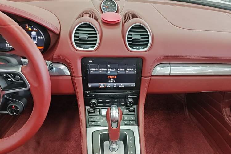 Used Porsche 718 2022 Boxster 2.0T Audio And AC Panel