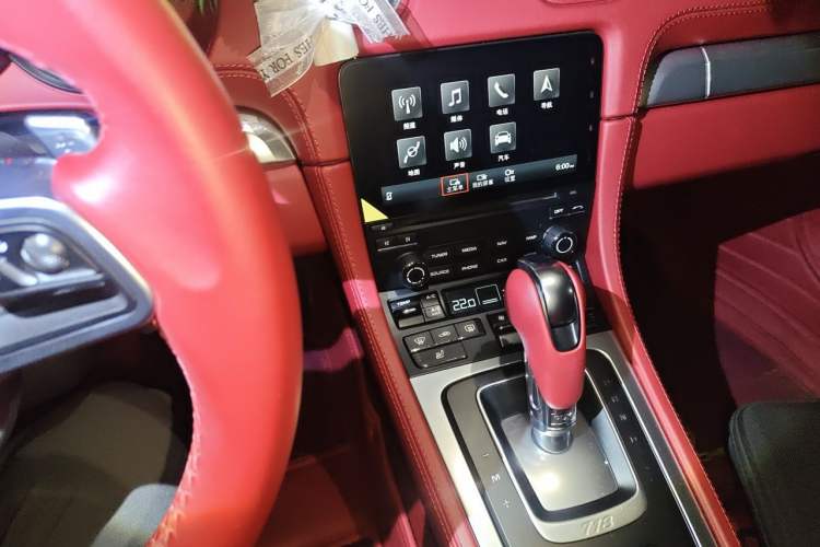 Used Porsche 718 2022 Boxster 2.0T Audio And AC Panel