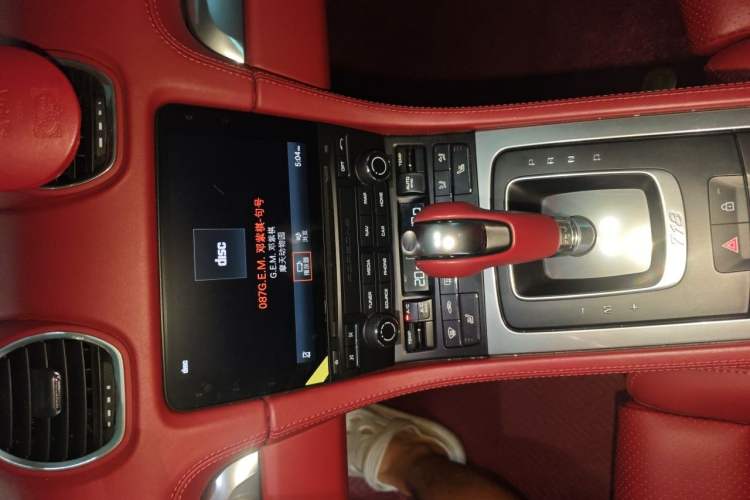 Used Porsche 718 2022 Boxster 2.0T Audio And AC Panel