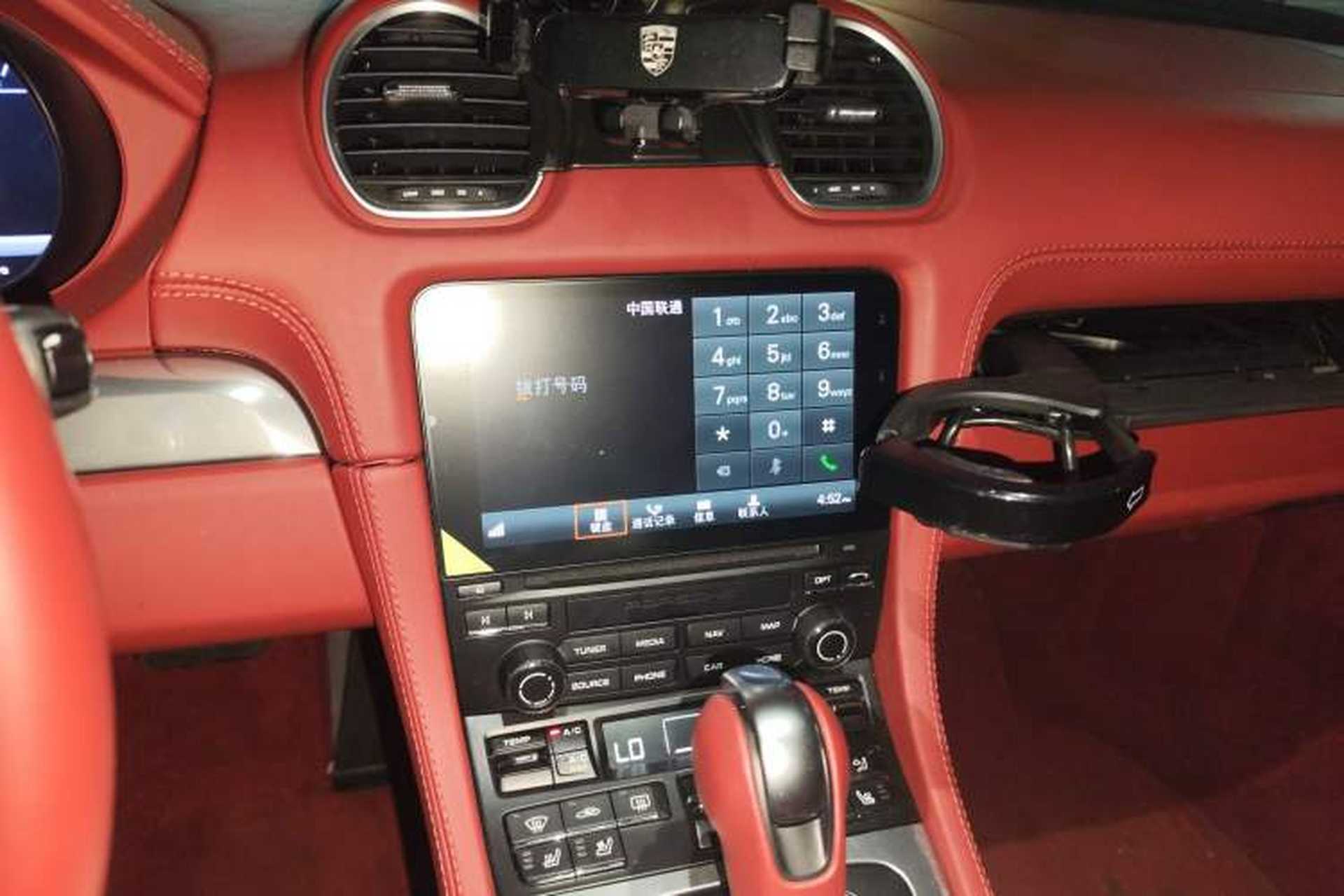 Used Porsche 718 2022 Cayman 2.0T Audio And AC Panel