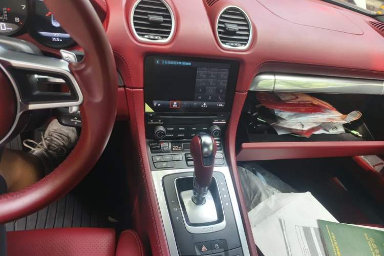 Used Porsche 718 2022 Boxster 2.0T Audio And AC Panel
