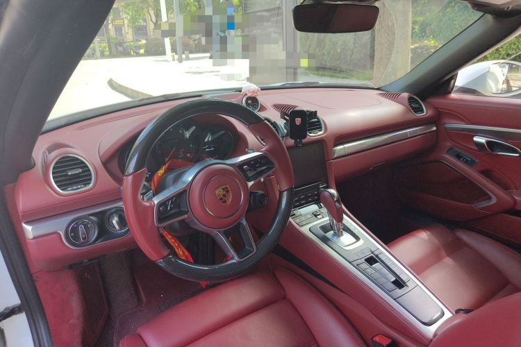 Used Porsche 718 2022 Boxster 2.0T Center Console