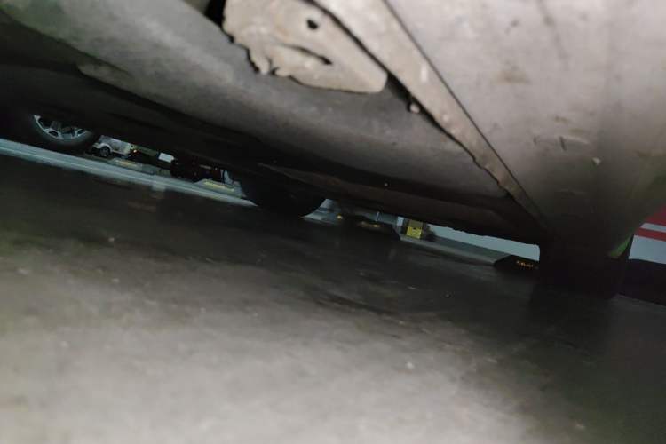 Used Porsche 718 2022 Cayman 2.0T Chassis Front Left