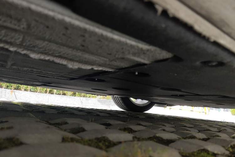 Used Porsche 718 2022 Cayman 2.0T Chassis Front Right