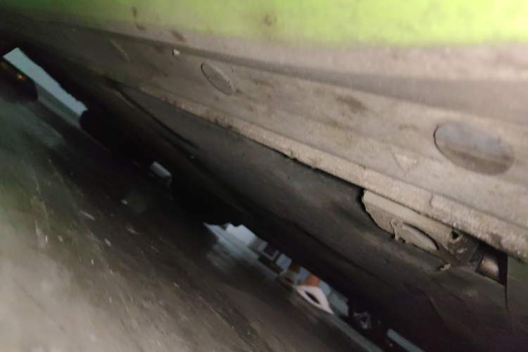 Used Porsche 718 2022 Cayman 2.0T Chassis Front Right