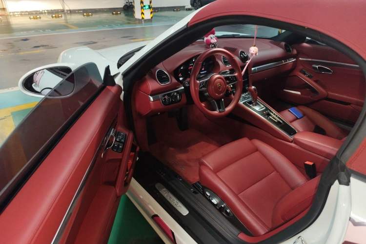 Used Porsche 718 2022 Boxster 2.0T Driver Seat