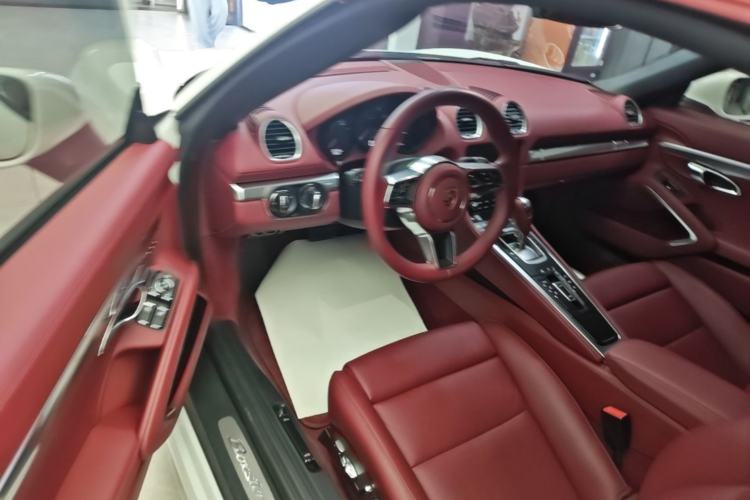 Used Porsche 718 2022 Boxster 2.0T Driver Seat