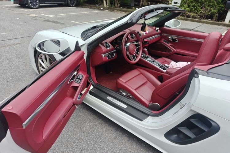 Used Porsche 718 2022 Boxster 2.0T Driver Seat