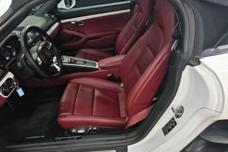 Used Porsche 718 2022 Spyder 2.0T Driver Seat