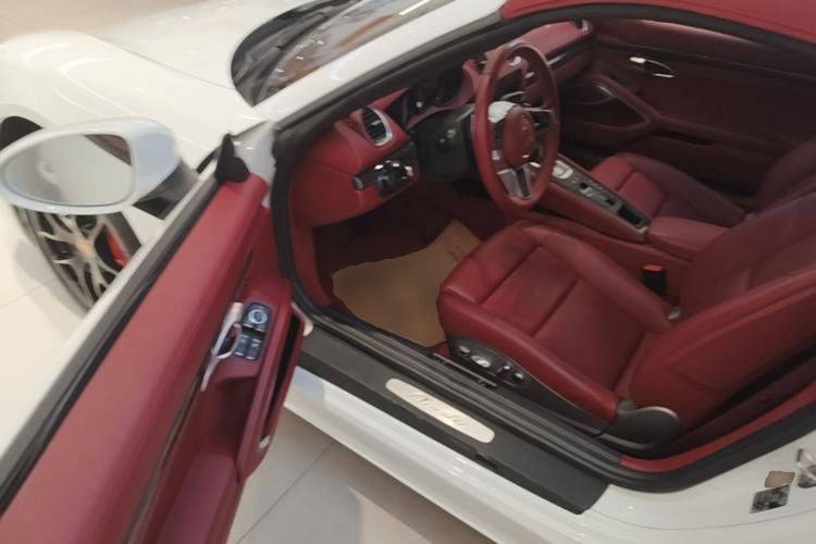 Used Porsche 718 2022 Boxster 2.0T Driver Seat
