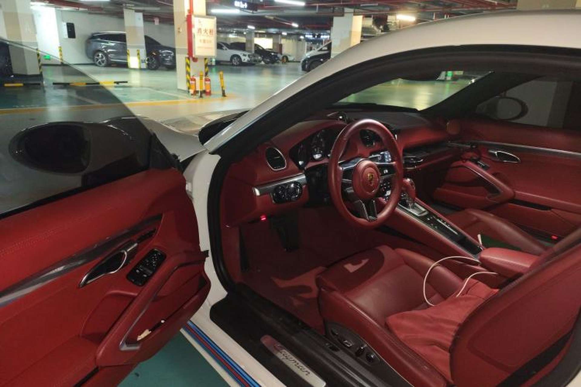 Used Porsche 718 2022 Cayman 2.0T Driver Seat
