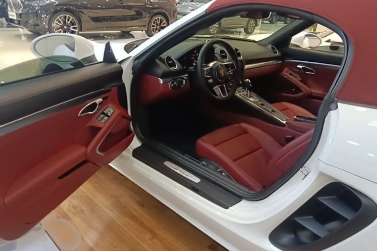 Used Porsche 718 2022 Boxster 2.0T Driver Seat