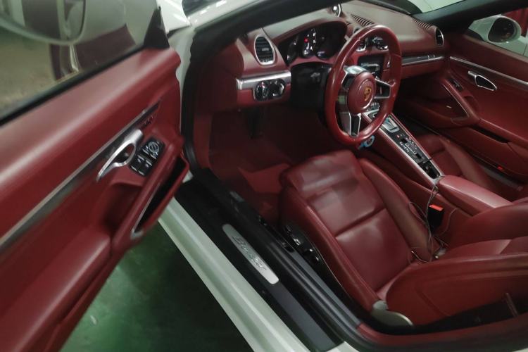 Used Porsche 718 2022 Boxster 2.0T Driver Seat