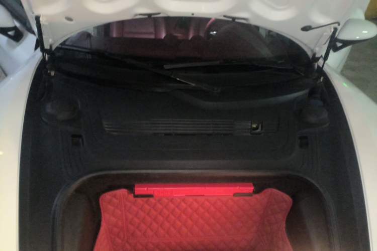 Used Porsche 718 2022 Boxster 2.0T Engine Bay