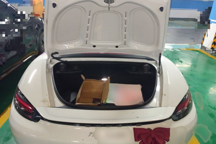 Used Porsche 718 2022 Boxster 2.0T Engine Bay