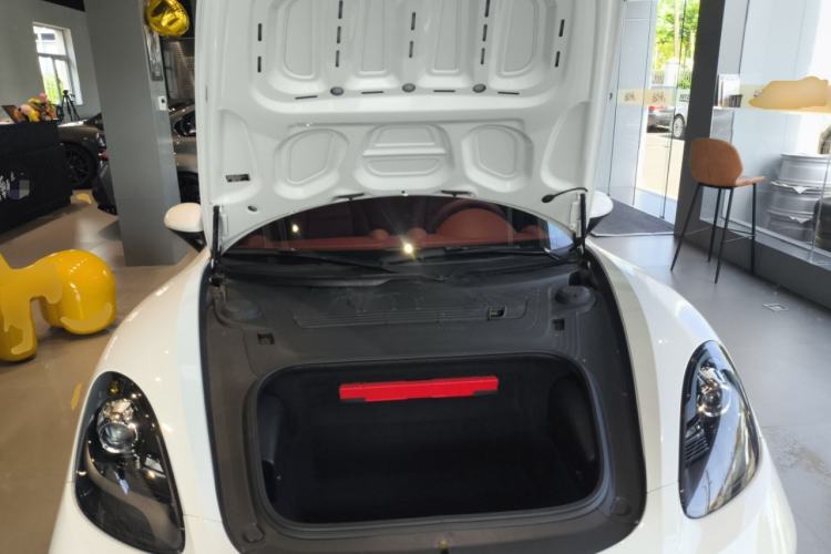 Used Porsche 718 2022 Boxster 2.0T Engine Bay