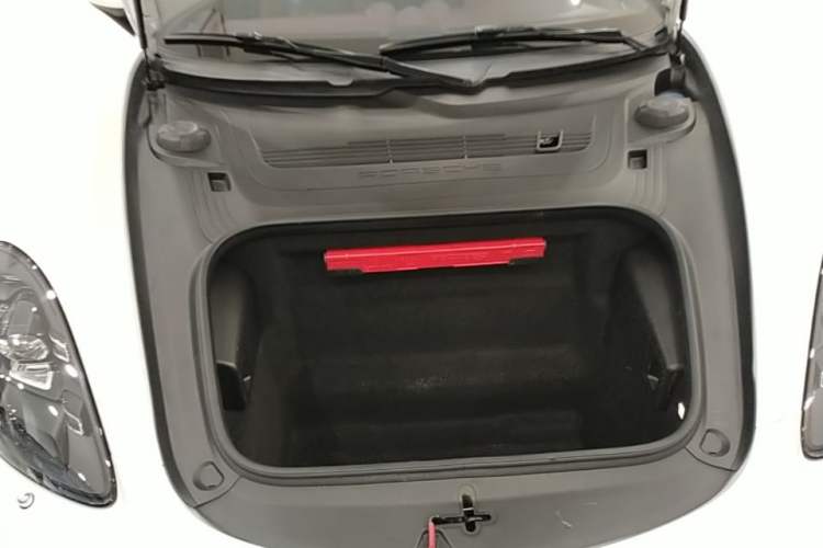 Used Porsche 718 2022 Boxster 2.0T Engine Bay