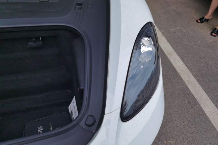Used Porsche 718 2022 Boxster 2.0T Engine Bay Left