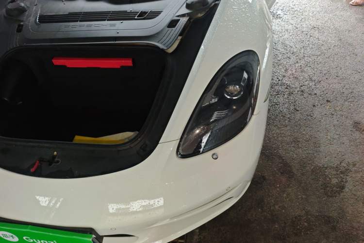 Used Porsche 718 2022 Boxster 2.0T Engine Bay Left