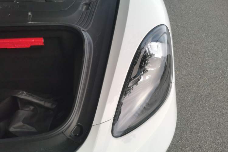 Used Porsche 718 2022 Boxster 2.0T Engine Bay Left