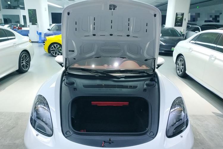 Used Porsche 718 2022 Boxster 2.0T Engine Bay