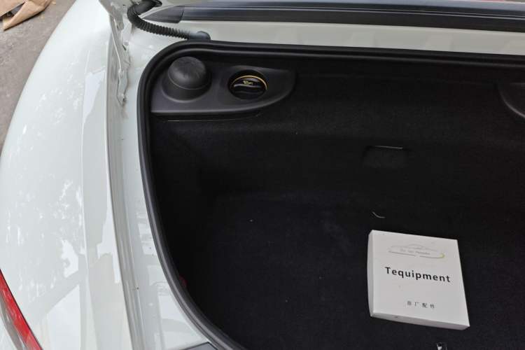Used Porsche 718 2022 Boxster 2.0T Engine Bay Right