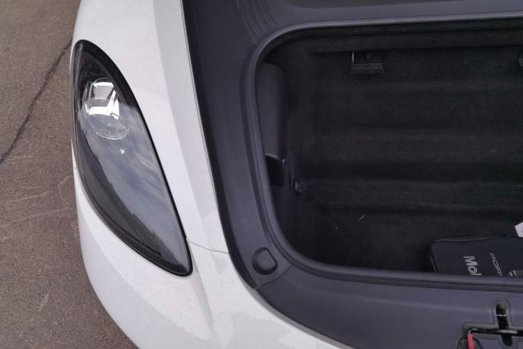Used Porsche 718 2022 Boxster 2.0T Engine Bay Right