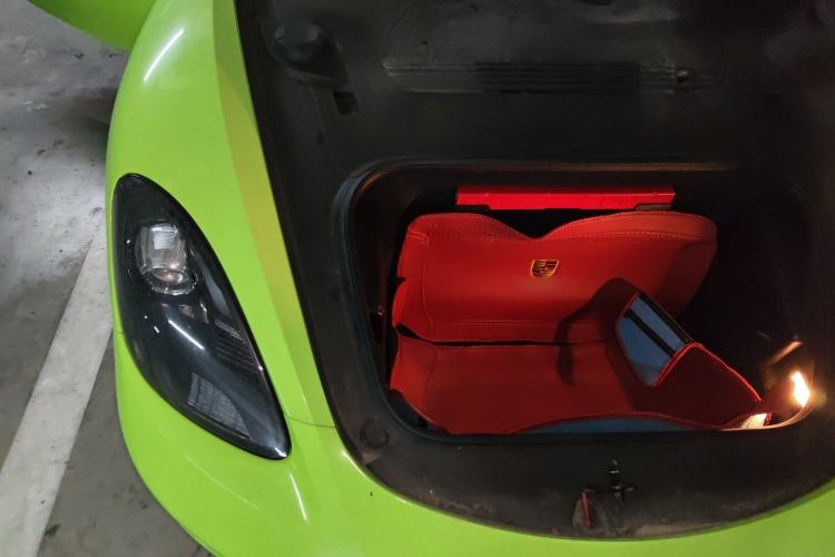 Used Porsche 718 2022 Cayman 2.0T Engine Bay Right