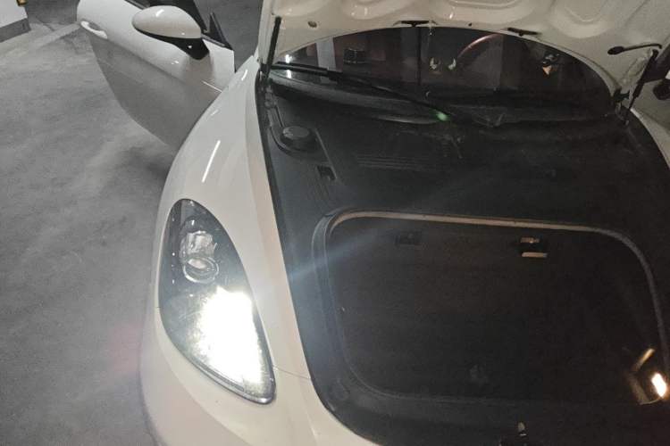 Used Porsche 718 2022 Boxster 2.0T Engine Bay Right