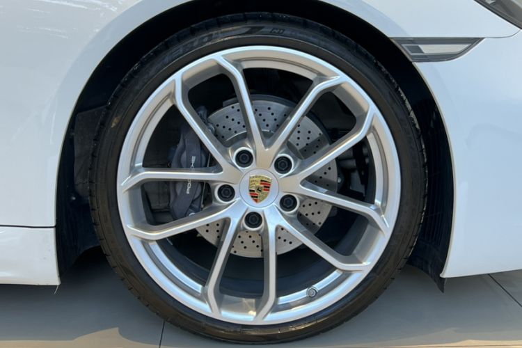 Used Porsche 718 2022 Spyder 2.0T Exterior 1