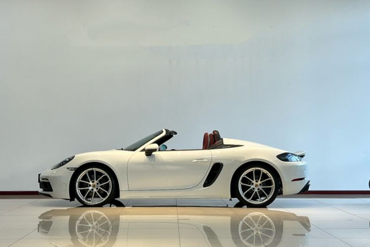 Used Porsche 718 2022 Spyder 2.0T Exterior 10