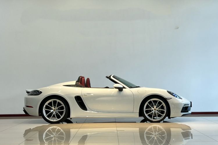Used Porsche 718 2022 Spyder 2.0T Exterior 11