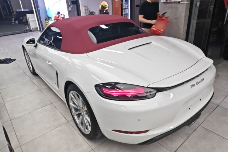 Used Porsche 718 2022 Boxster 2.0T Exterior 2