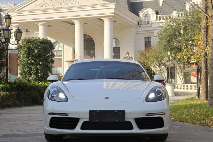 Used Porsche 718 2022 Cayman 2.0T Exterior 2