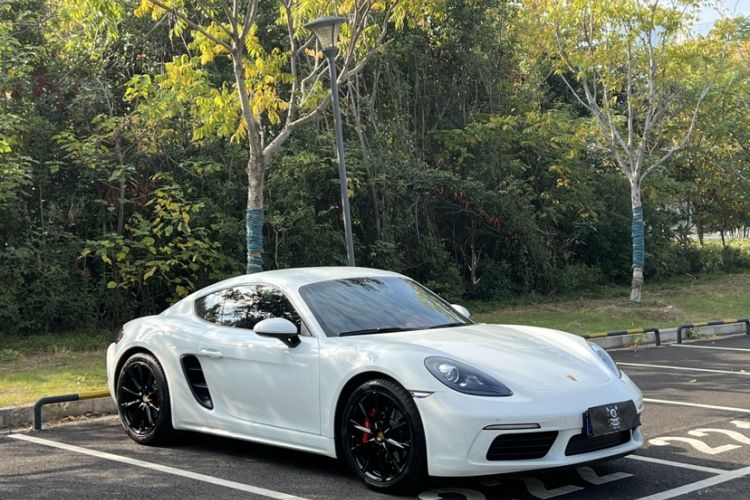 Used Porsche 718 2022 Cayman 2.0T Exterior 2
