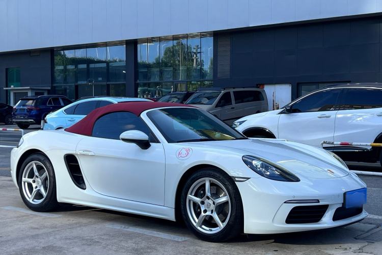 Used Porsche 718 2022 Boxster 2.0T Exterior 3