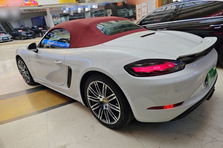 Used Porsche 718 2022 Boxster 2.0T Exterior 3