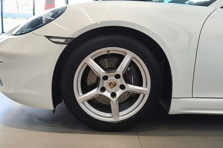 Used Porsche 718 2022 Boxster 2.0T Exterior 4