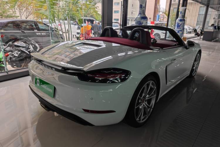 Used Porsche 718 2022 Boxster 2.0T Exterior 5