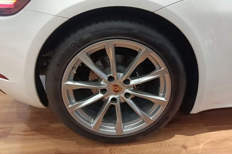 Used Porsche 718 2022 Boxster 2.0T Exterior 5