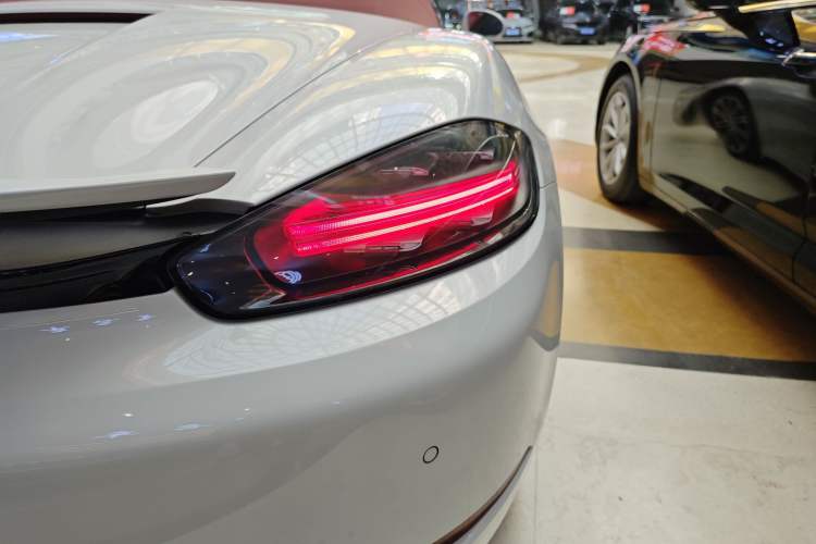 Used Porsche 718 2022 Boxster 2.0T Exterior 6