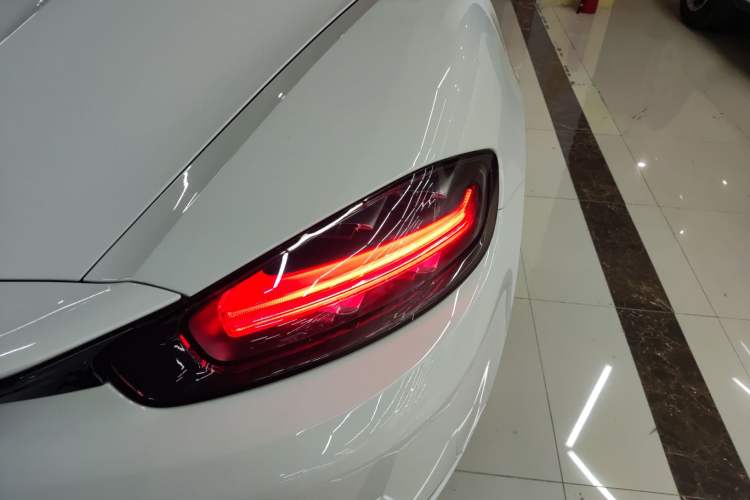 Used Porsche 718 2022 Boxster 2.0T Exterior 6