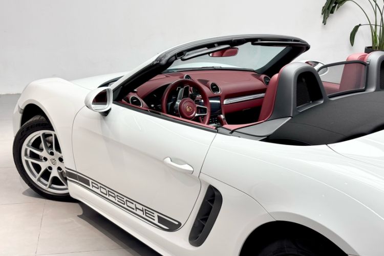 Used Porsche 718 2022 Boxster 2.0T Exterior 7
