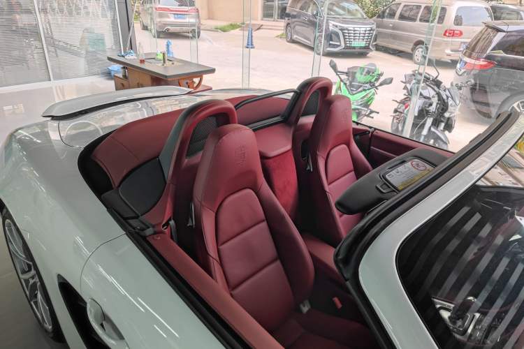 Used Porsche 718 2022 Boxster 2.0T Exterior 9