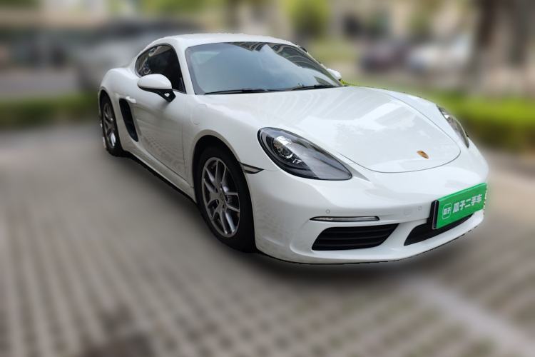Used Porsche 718 2022 Cayman 2.0T Front Right 45 Deg