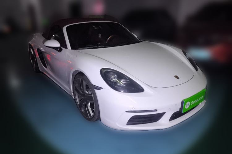 Used Porsche 718 2022 Boxster 2.0T Front Right 45 Deg