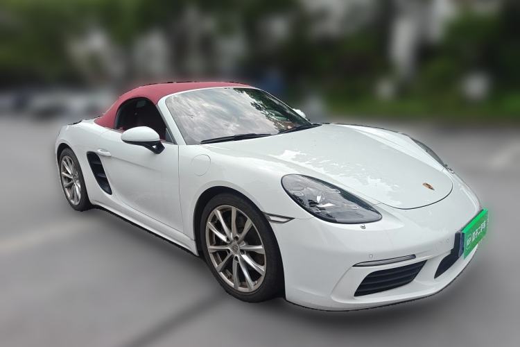 Used Porsche 718 2022 Boxster 2.0T Front Right 45 Deg