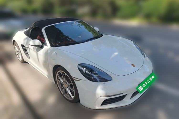 Used Porsche 718 2022 Boxster 2.0T Front Right 45 Deg