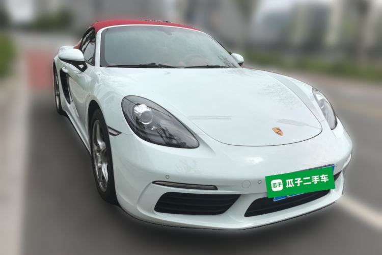 Used Porsche 718 2022 Boxster 2.0T Front Right 45 Deg