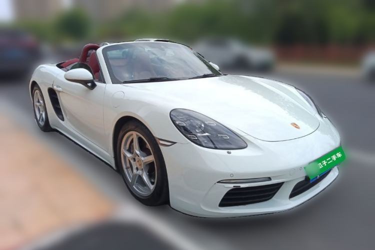Used Porsche 718 2022 Boxster 2.0T Front Right 45 Deg